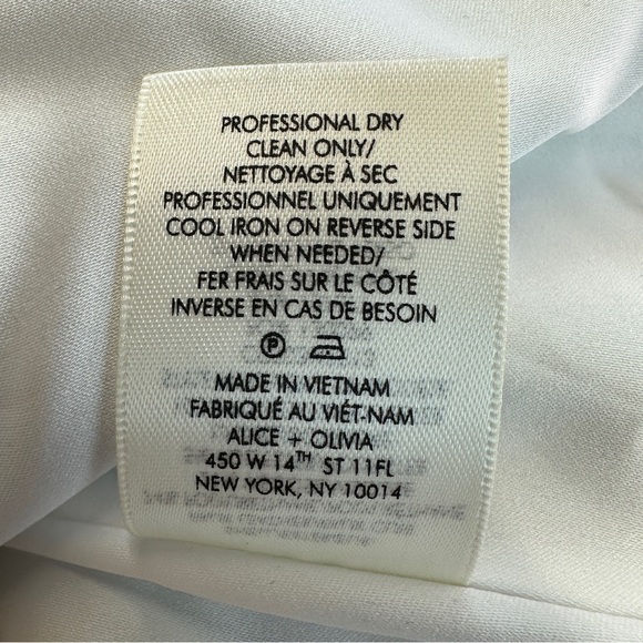 Alice + Olivia Chloe White Croc-Effect Faux Leather Crop Jacket Size XL NWT - Picture 16 of 16